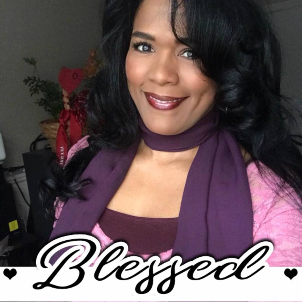 Meet your Posher, Alicia